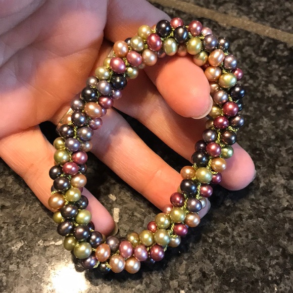 All things fall  pearl bracelet - Picture 5 of 8